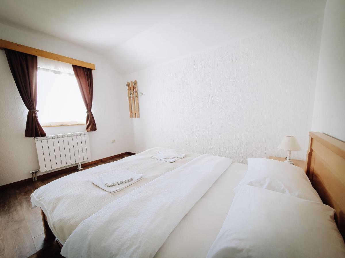 Apartmani Stari Gaj Žabljak Esterno foto