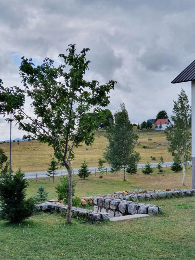 Apartmani Stari Gaj Žabljak Esterno foto